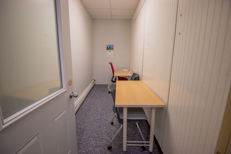 More Photos Of 199 N Michigan Ave, Shelby Office For Sale