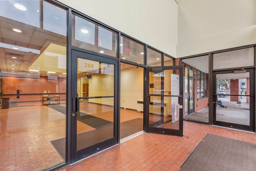 More Photos Of 288 N Broad St, Elizabeth Office For Lease