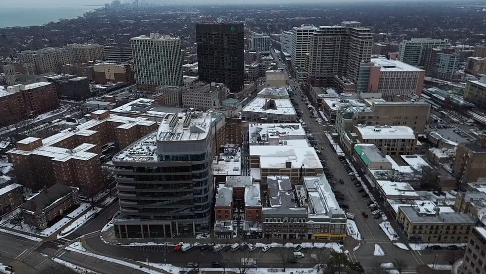 More Photos Of 716 Clark St, Evanston Apartments For Sale
