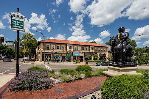 More Photos Of 522 S Hanley Rd, Saint Louis Storefront For Lease