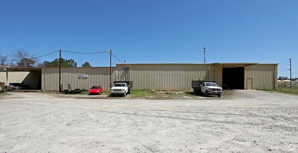 More Photos Of 3730 Overlook Rd, Raleigh Warehouse For Lease