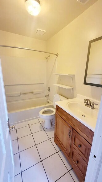 More Photos Of 100 W Broad St, Richmond Storefront Retail Residential For Sale