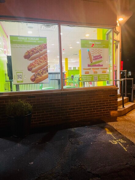 Primary Photo Of 78-88 Bayville Ave, Bayville Storefront Retail Residential For Lease