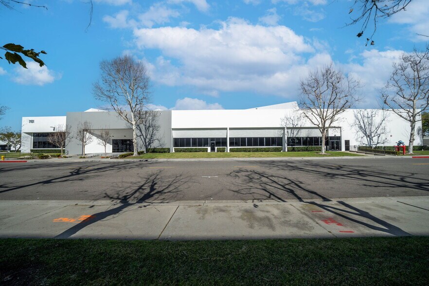 More Photos Of 7101 Village Dr, Buena Park Warehouse For Lease