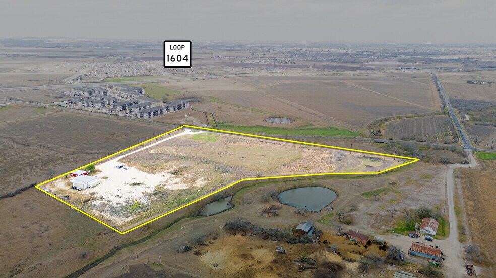 More Photos Of 2330 Schuwirth Rd, Converse Warehouse For Lease