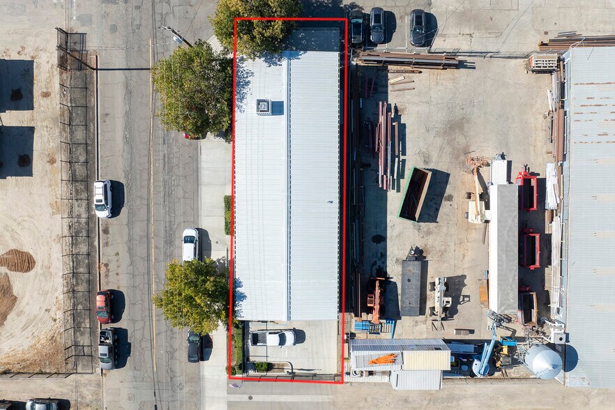 More Photos Of 213 C St, Turlock Industrial For Sale