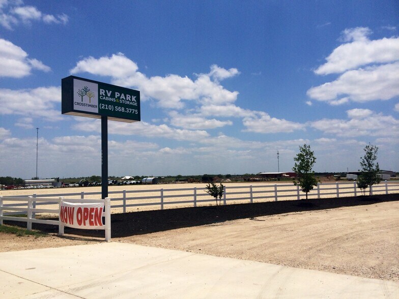 More Photos Of 10909 E TX-97, Pleasanton Trailer Camper Park For Sale