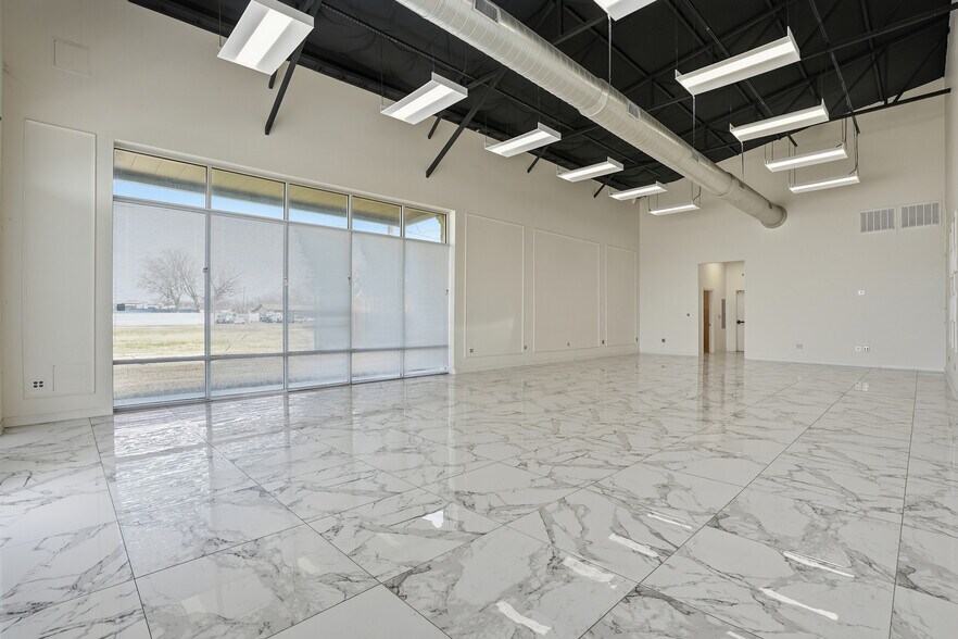 More Photos Of 6000 Denton Hwy, Watauga General Retail For Lease