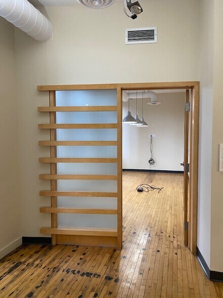 More Photos Of 317 Adelaide St W, Toronto Office For Lease