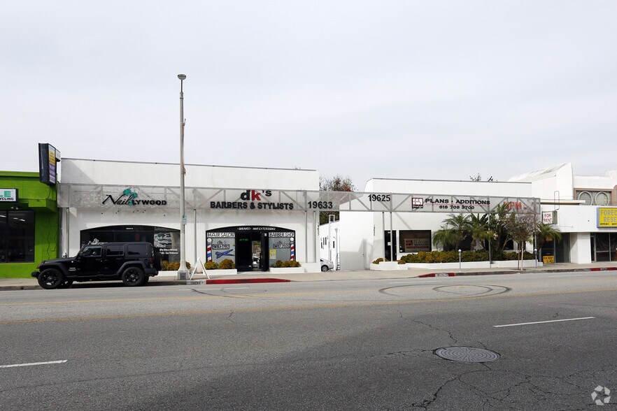 Primary Photo Of 19625 Ventura Blvd, Tarzana Medical For Lease