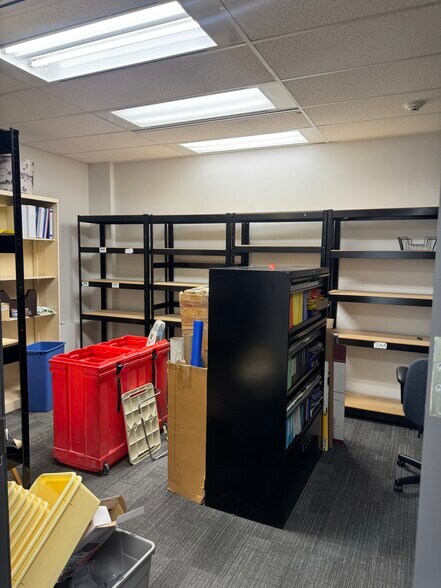 More Photos Of 900 6th Ave SW, Calgary Office Residential For Sale