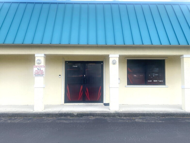 More Photos Of 7430-7448 S Us-1 Hwy, Port Saint Lucie Office For Lease