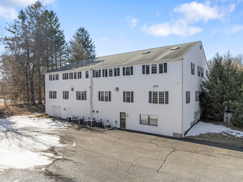 More Photos Of 128 Litchfield Rd, New Milford Medical For Sale