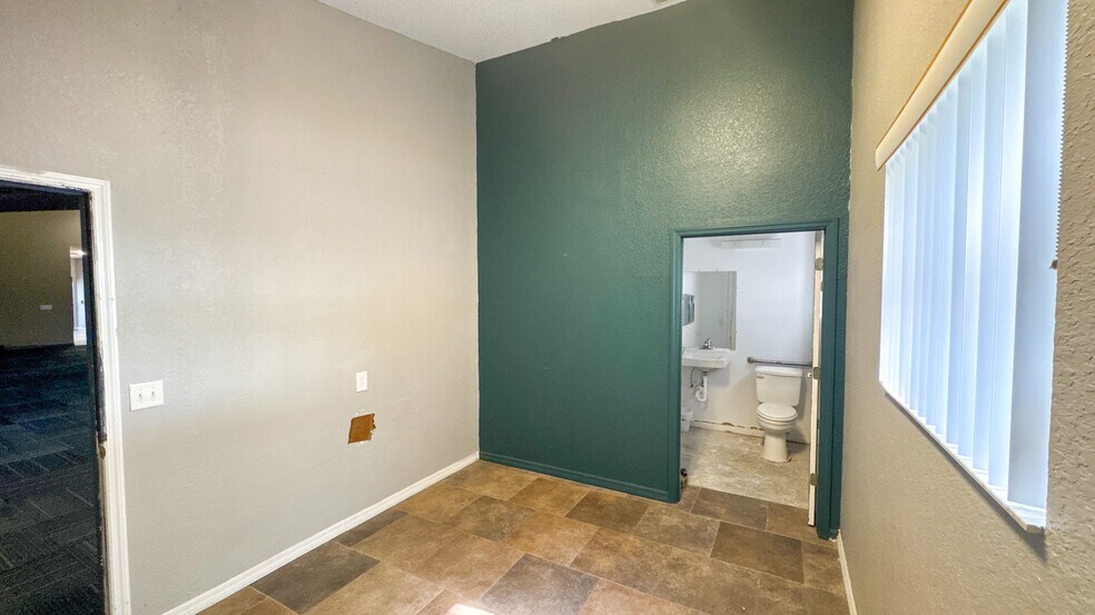 More Photos Of 4040 E County Road 540A, Lakeland Religious Facility For Sale