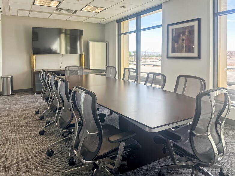More Photos Of 7455 Arroyo Crossing Pky, Las Vegas Coworking Space