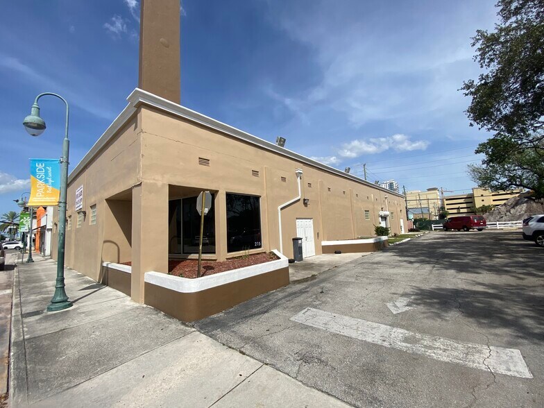 Primary Photo Of 215-235 S 21st Ave, Hollywood Office For Lease
