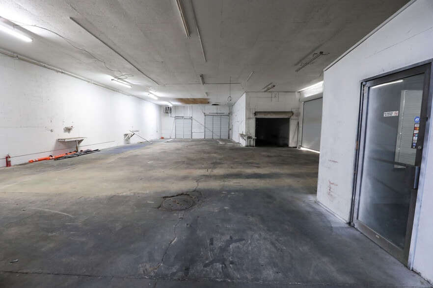 More Photos Of 5 Haynie St, Newnan Warehouse For Lease