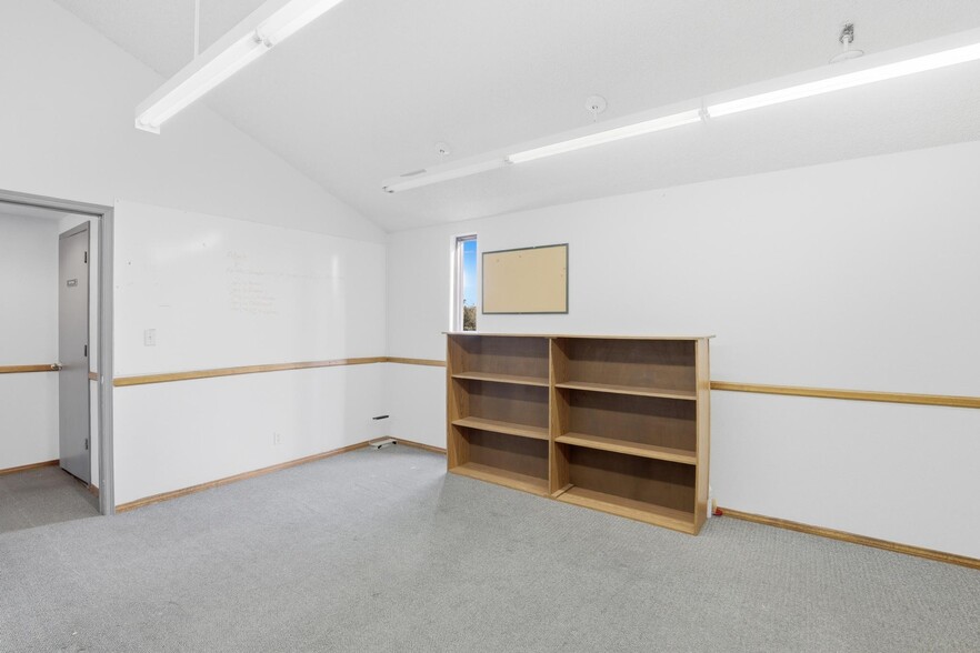 More Photos Of 215 N Beeline Hwy, Payson Office For Sale