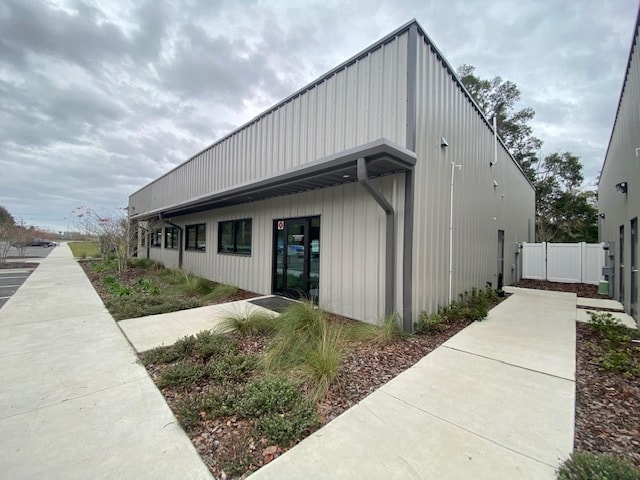More Photos Of 576 Saint Johns Bluff Rd N, Jacksonville Industrial For Lease