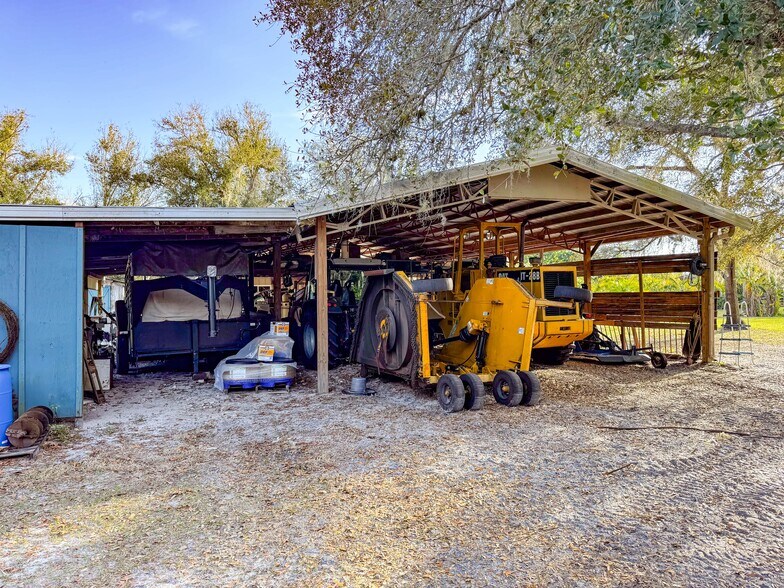More Photos Of 5009 SW Oakwood Ave, Arcadia Land For Sale