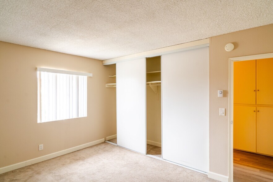 More Photos Of 4070 Utah St, San Diego Apartments For Sale