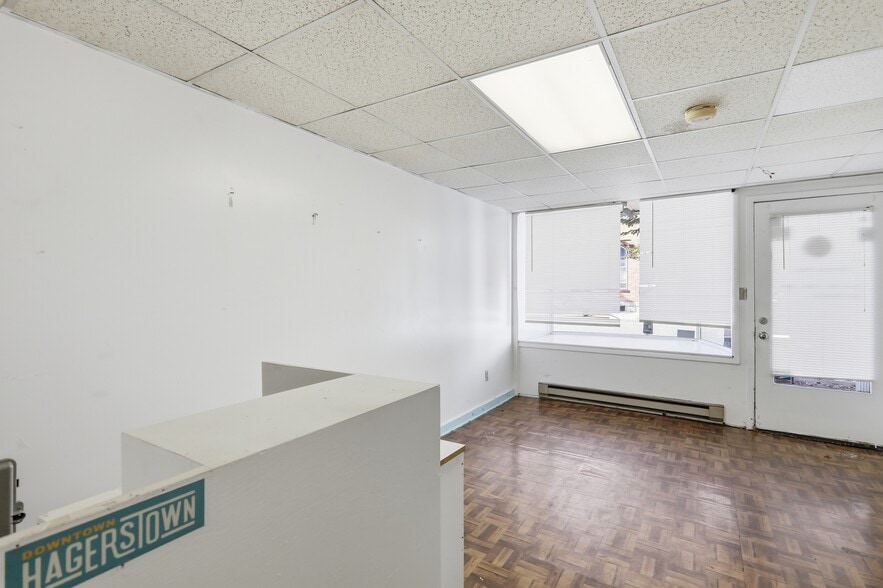 More Photos Of 54 E Franklin St, Hagerstown Storefront Retail Office For Lease