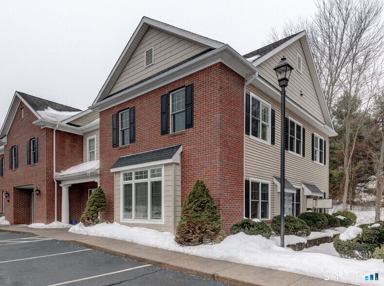 More Photos Of 225 Oakland Rd, South Windsor Office For Sale
