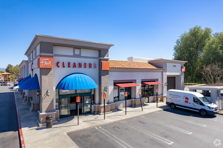 More Photos Of 27003-27103 Mcbean Pky, Valencia Unknown For Lease