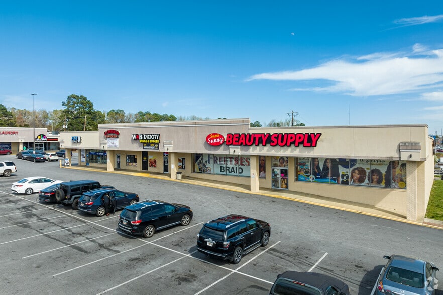 More Photos Of 6067-6073 Fairburn Rd, Douglasville Unknown For Lease