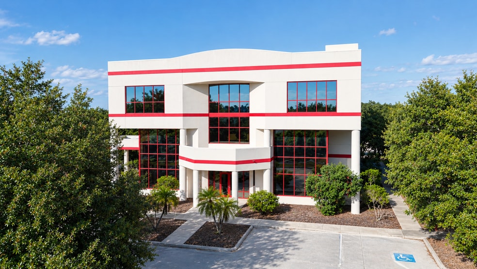 More Photos Of 2301 Longleaf Blvd, Lake Wales Office For Lease