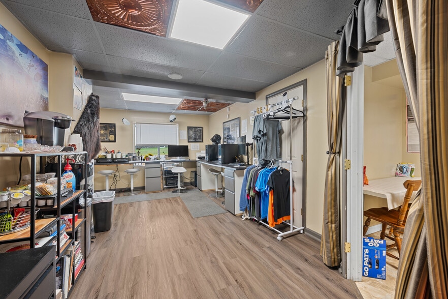 More Photos Of 287 W Boylston St, West Boylston Office For Sale