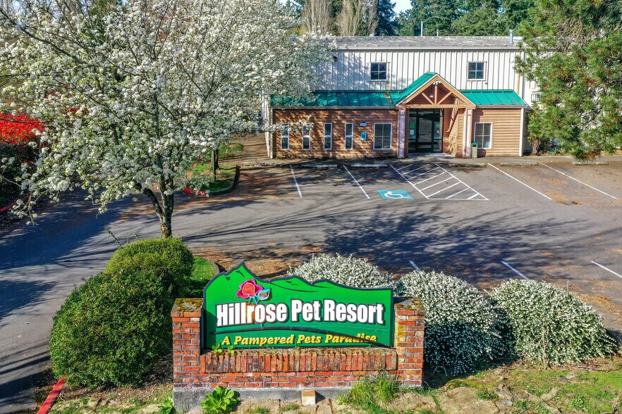 Primary Photo Of 2040 S 142nd St, Seatac General Retail For Sale