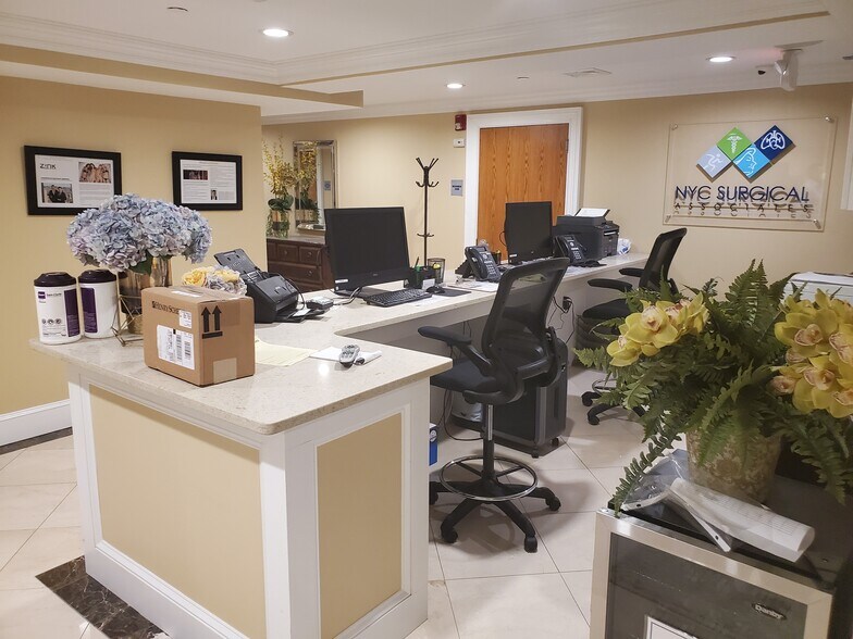 More Photos Of 150 S Pearl St, Pearl River Medical For Sale