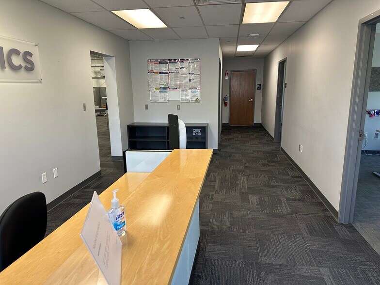 More Photos Of 101 E Roosevelt Ave, Zeeland Manufacturing For Lease