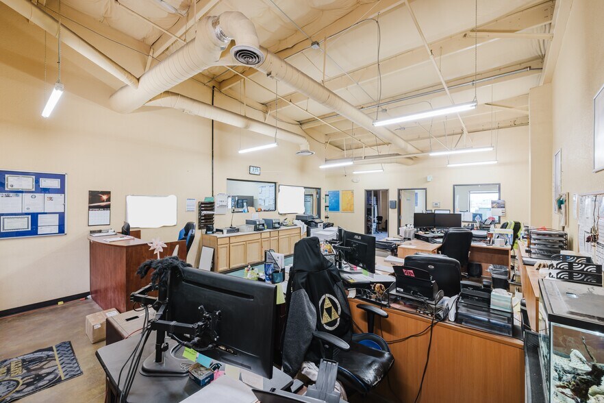 More Photos Of 1345 Water St, Elko Warehouse For Lease