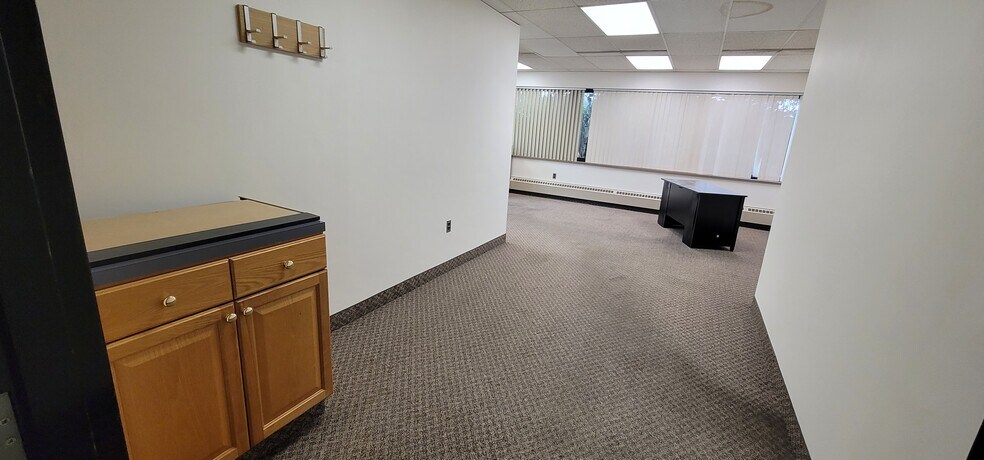 More Photos Of 350 Laird St, Wilkes Barre Office For Lease