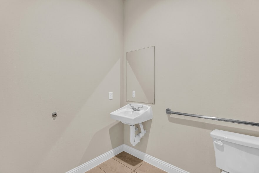 More Photos Of 2601 Little Elm Pky, Little Elm Medical For Lease