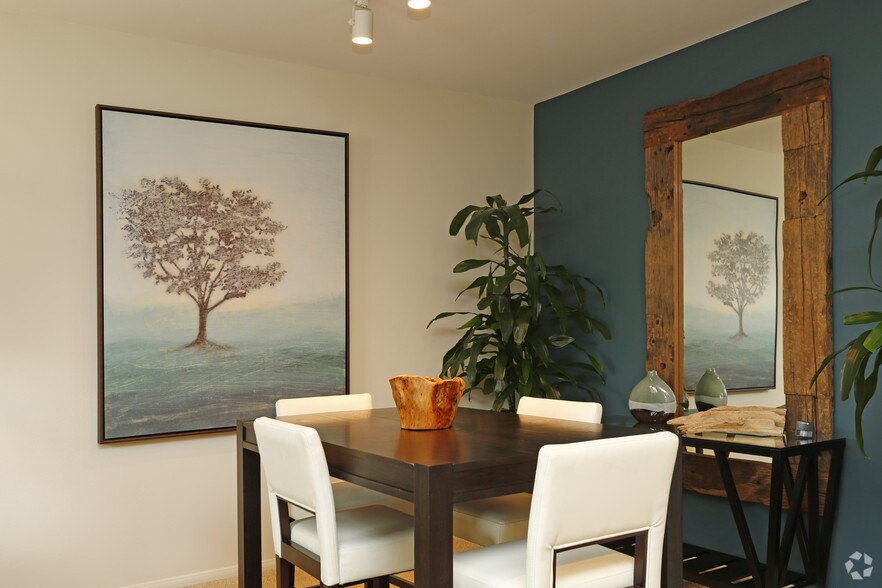 More Photos Of 700 S Myrtle Ave, Monrovia Apartments For Lease