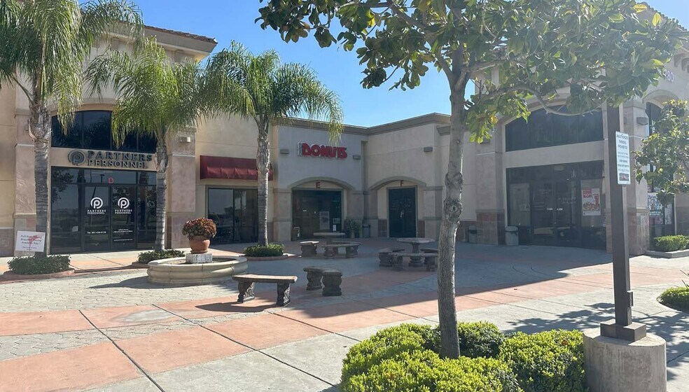 More Photos Of 764-796 W Ramona Expy, Perris Unknown For Lease