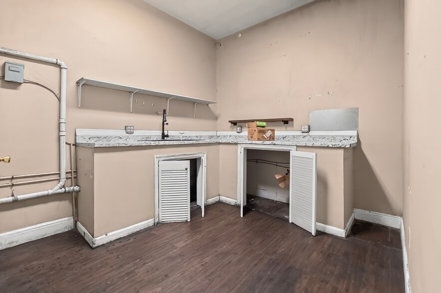 More Photos Of 1726-1730 Taylor Ave, Baltimore Freestanding For Lease