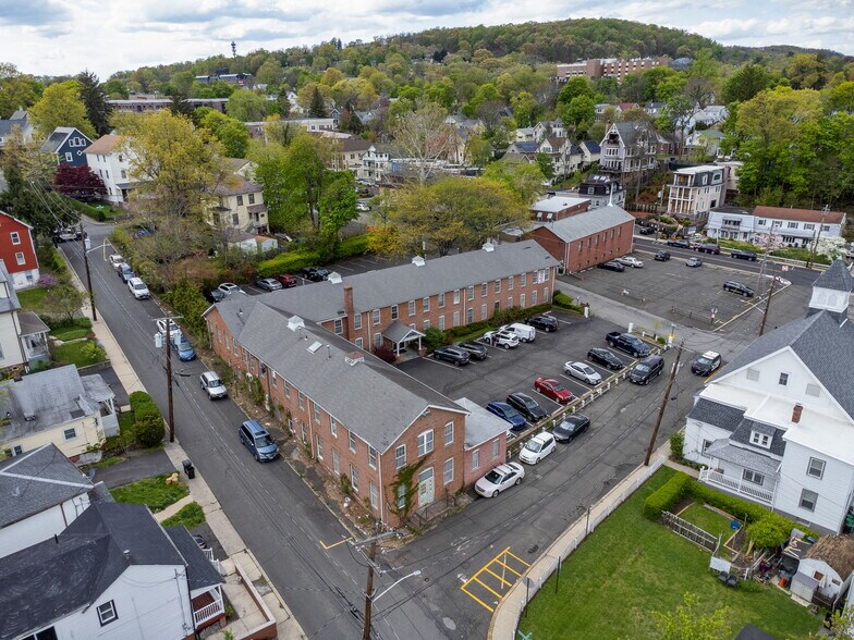 More Photos Of 9-15 Mill St, Nyack Office For Lease