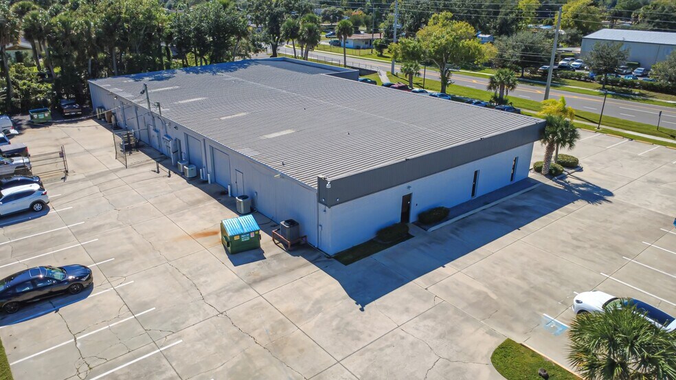More Photos Of 2290-2298 W Airport Blvd, Sanford Flex For Sale