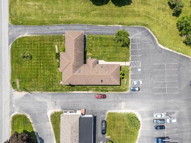 More Photos Of 2640 Ridgeway Ave, Rochester Medical For Lease