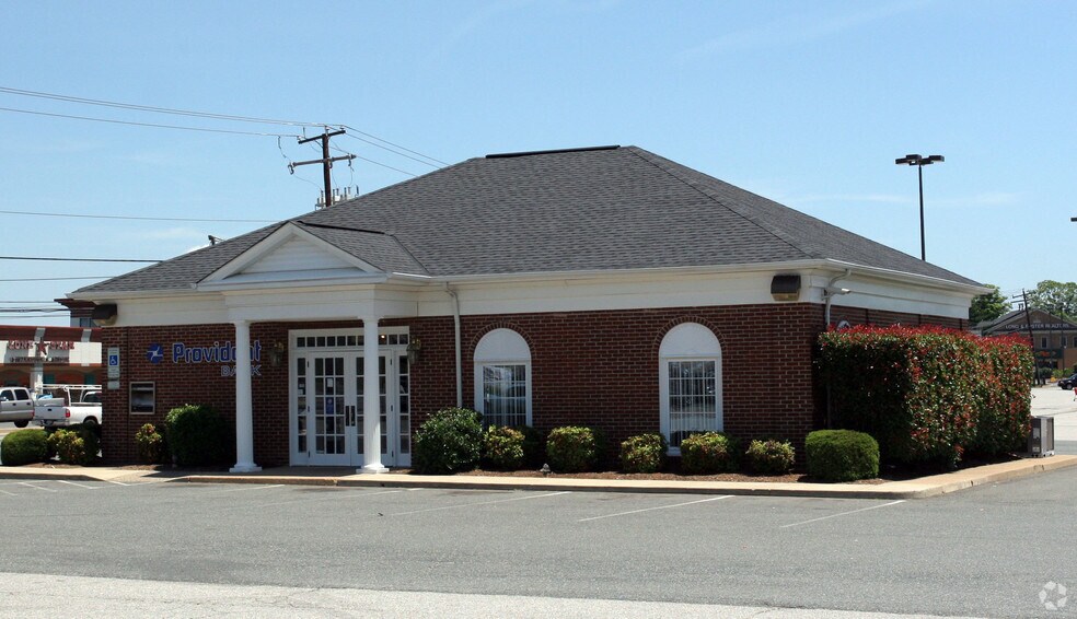 More Photos Of 2062 Plank Rd, Fredericksburg Bank For Sale