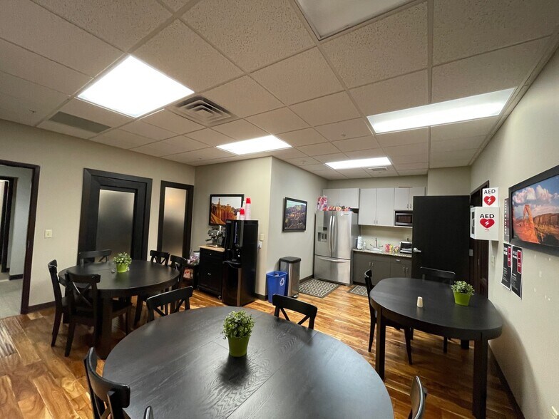 More Photos Of 5255 W 11000 N, Highland Office For Sale