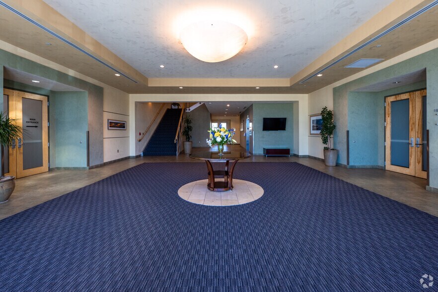 More Photos Of 4041 Jefferson Plz NE, Albuquerque Office For Lease