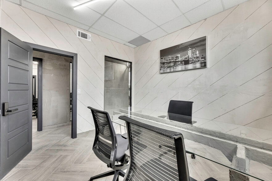 More Photos Of 1528 E Yandell Dr, El Paso Loft Creative Space For Sale