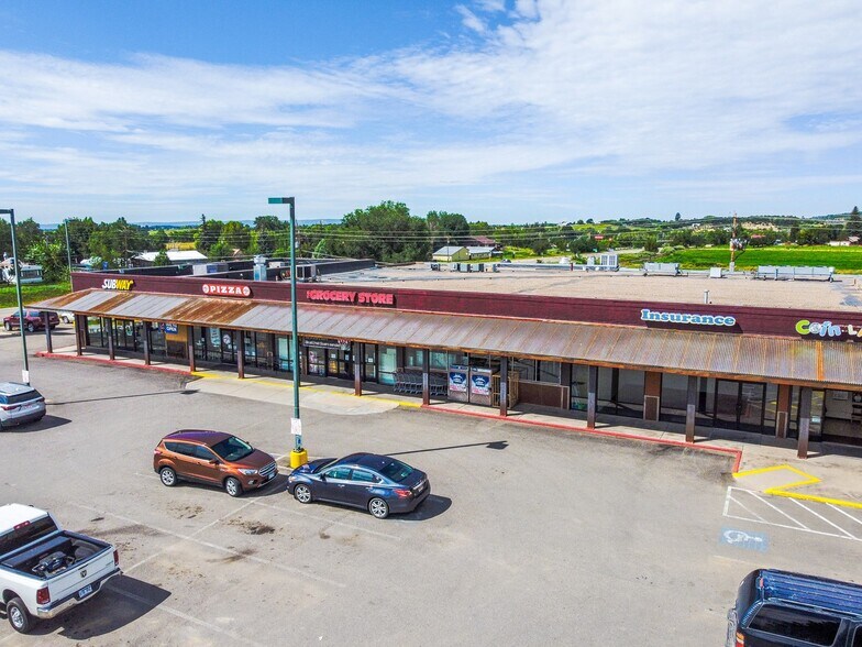 More Photos Of 381 E Colorado Dr, Bayfield Storefront For Sale