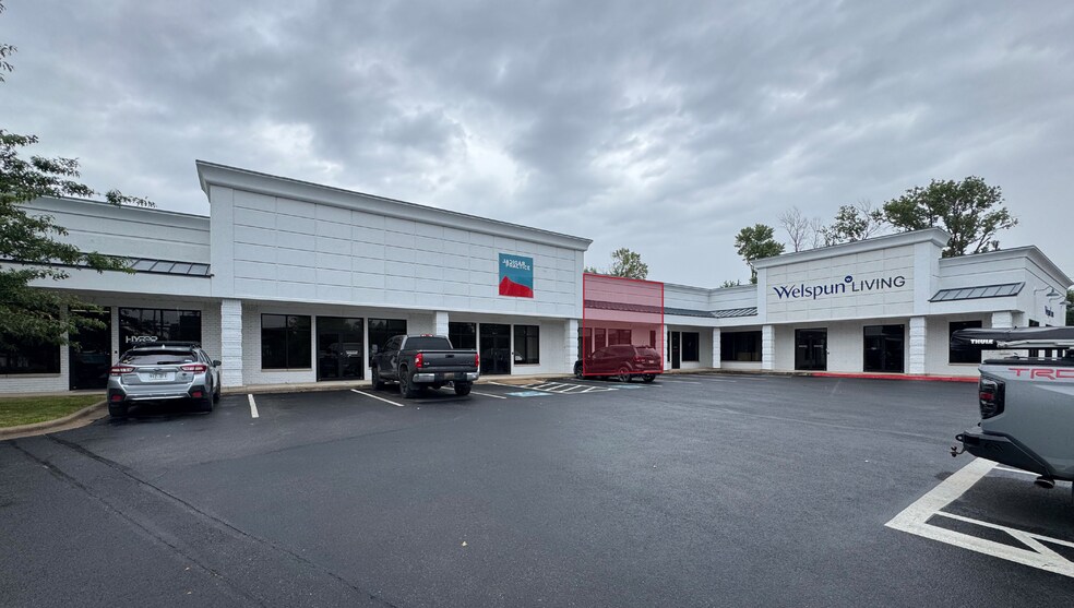 Primary Photo Of 1007 SW A St, Bentonville Office For Lease