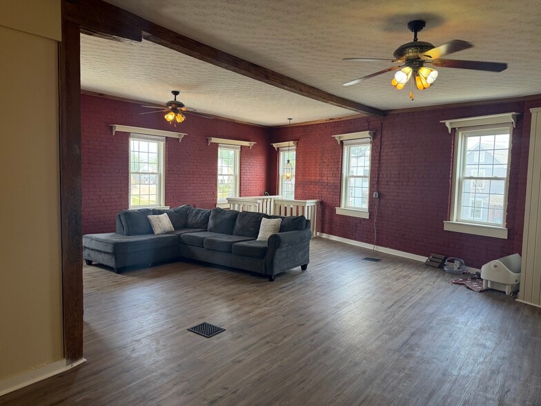 More Photos Of 46 Jefferson St, Brookville Storefront Retail Residential For Sale